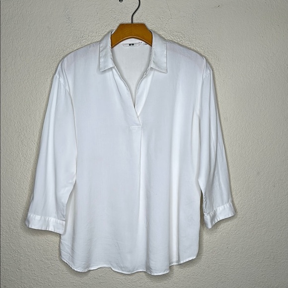 Uniqlo Minimalist Popover 3/4 Sleeve Top White Size Large Preppy Classic Capsule - Picture 2 of 7